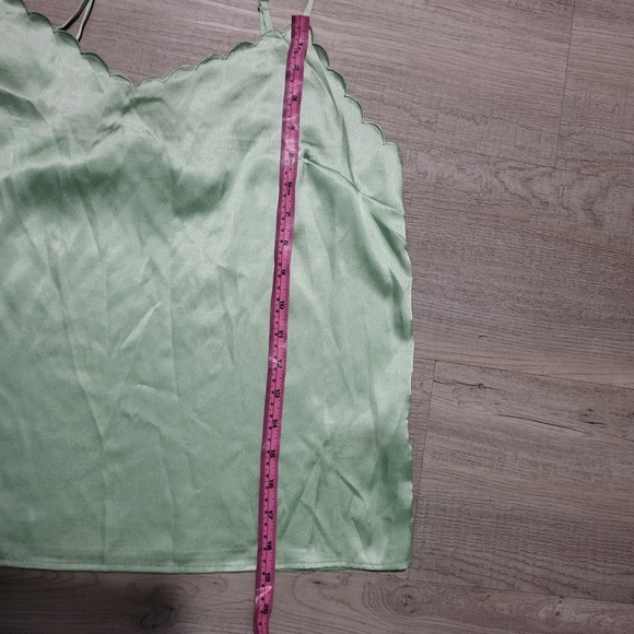 TOPSHOP Mint Green Flowy Tank Top. Size 8 US - Picture 4 of 6